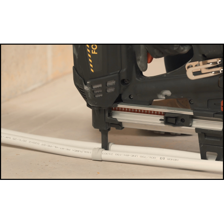 Oboustranná plastová svorka FPD pro plynovou hřebíkovačku Ø 20 mm