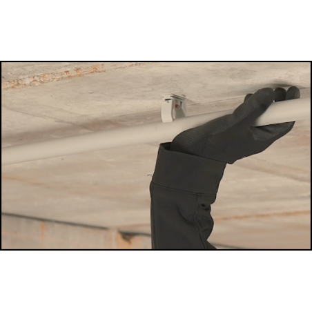 Na obrázku je krok za krokem vysvětleno, jak výrobek používat.